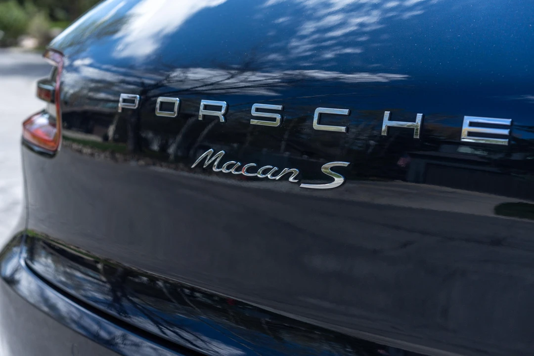 2017 Porsche Macan S - Image 12 of 31