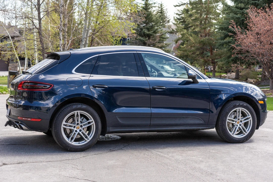 2017 Porsche Macan S - Image 3 of 31