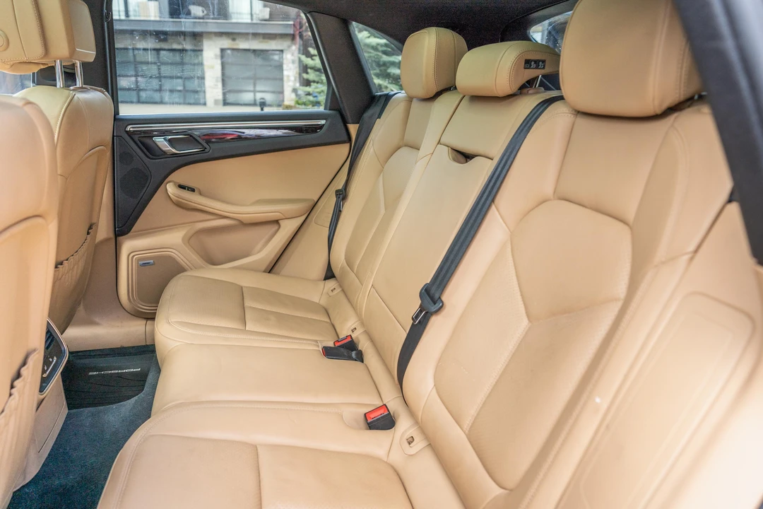 2017 Porsche Macan S - Image 20 of 31
