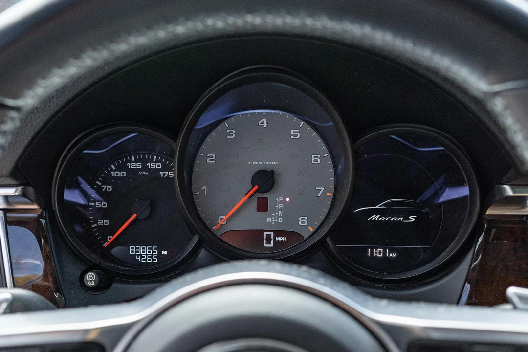 2017 Porsche Macan S - Image 21 of 31