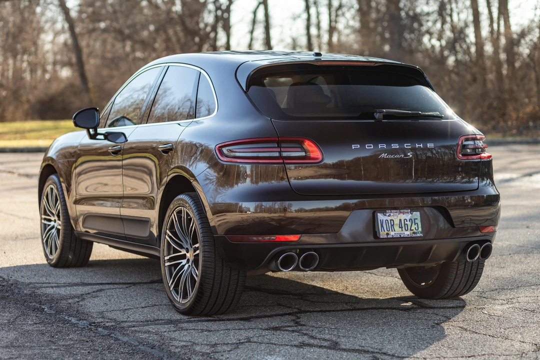 2017 Porsche Macan S - Image 8 of 31