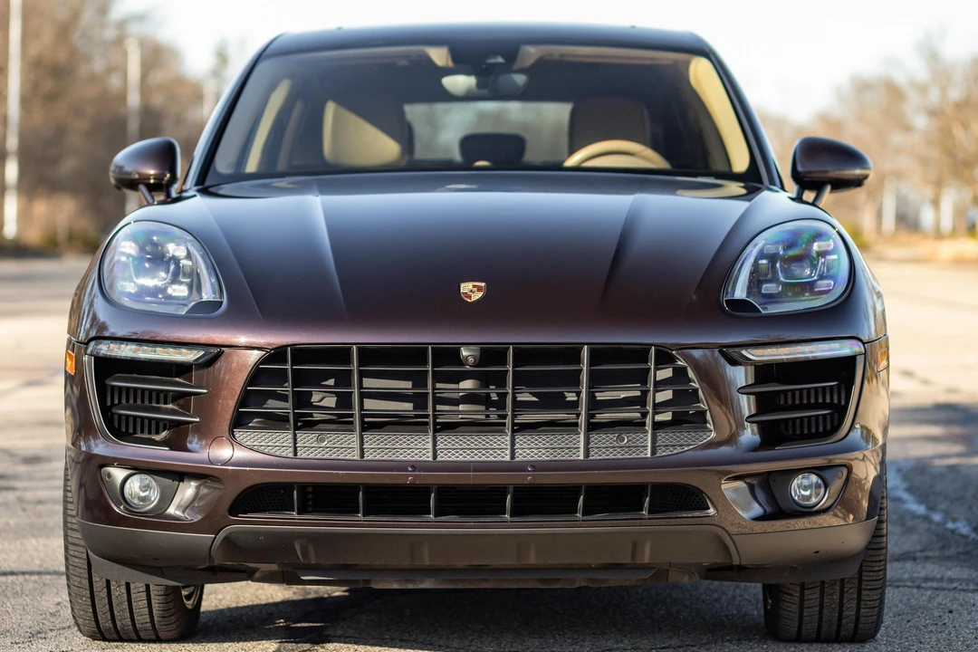 2017 Porsche Macan S - Image 2 of 31
