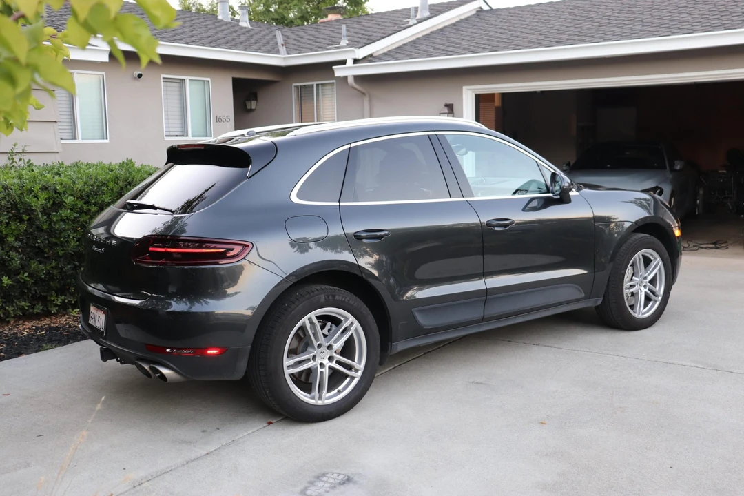 2017 Porsche Macan S - Image 7 of 31