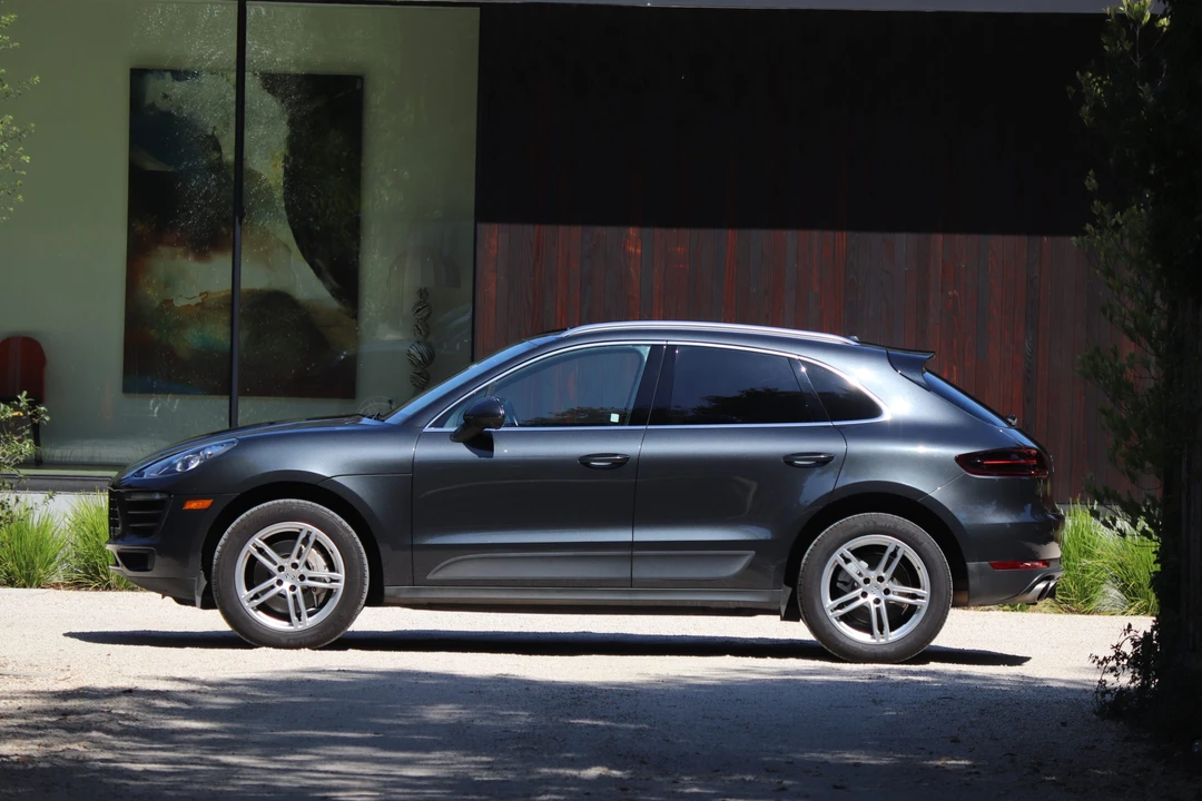 2017 Porsche Macan S - Image 11 of 31