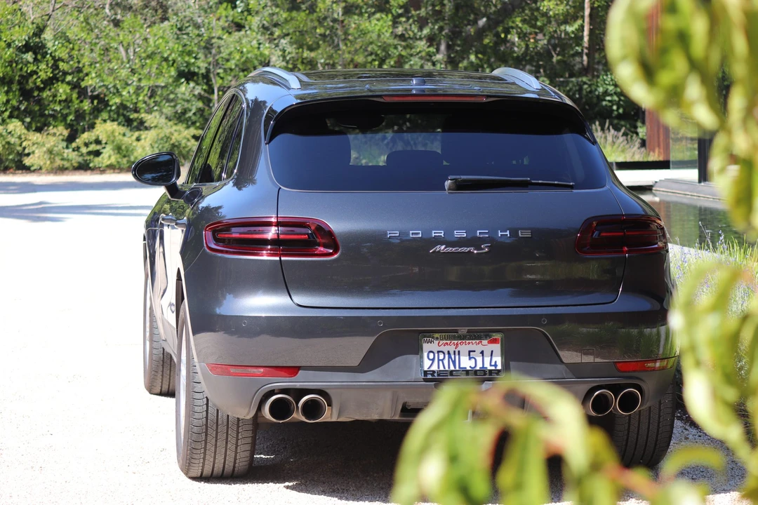 2017 Porsche Macan S - Image 9 of 31
