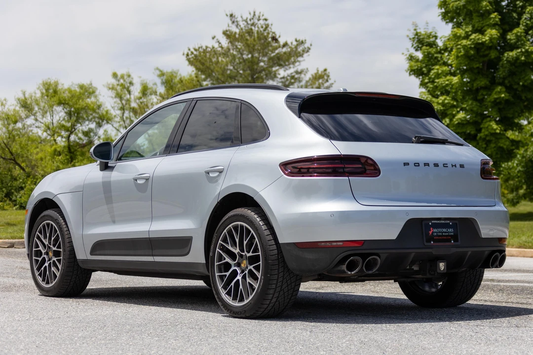 2017 Porsche Macan S - Image 29 of 31