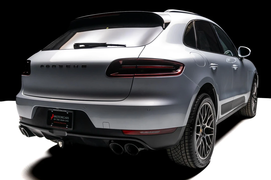 2017 Porsche Macan S - Image 10 of 31
