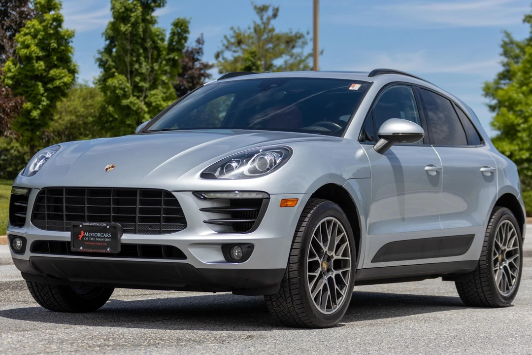 2017 Porsche Macan S - Image 18 of 31