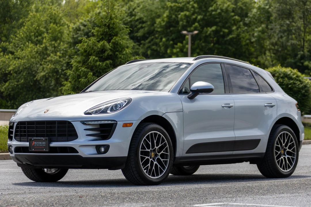 2017 Porsche Macan S - Image 25 of 31