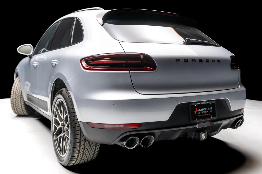 2017 Porsche Macan S - Image 9 of 31