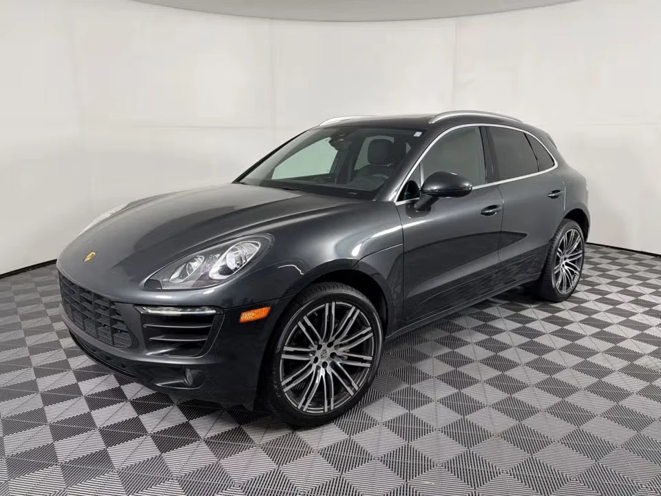 2017 Porsche Macan - Image 3 of 31