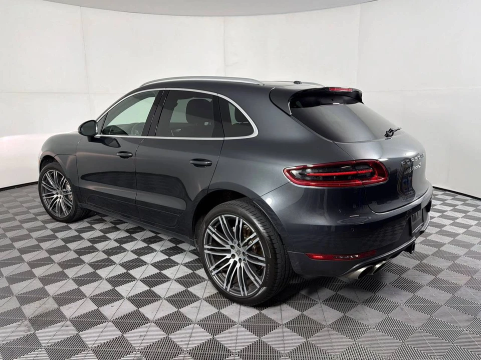 2017 Porsche Macan S - Image 3 of 5