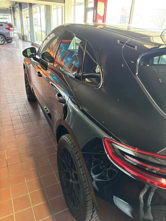 2017 Porsche Macan S - Image 6 of 7
