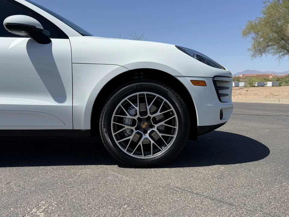 2017 Porsche Macan S - Image 30 of 31