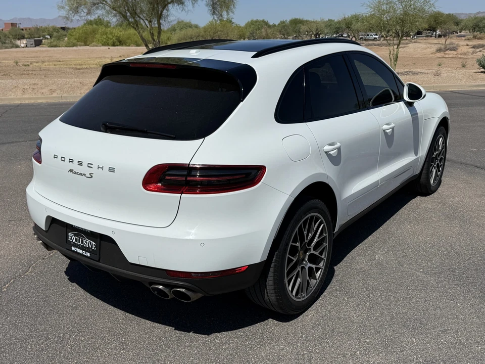 2017 Porsche Macan S - Image 10 of 31
