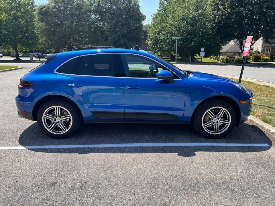 2017 Porsche Macan S - Image 8 of 31