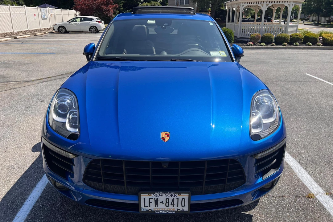 2017 Porsche Macan S - Image 2 of 31