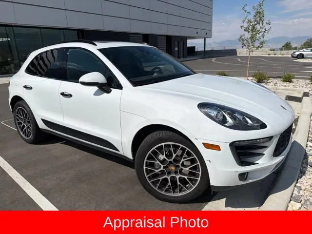 2017 Porsche Macan S - Image 2 of 31