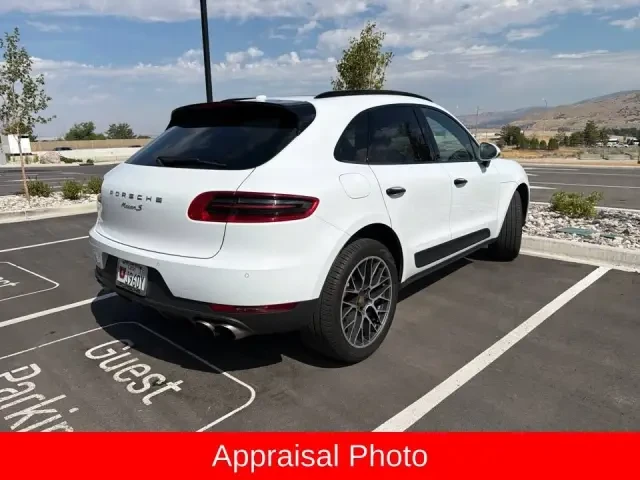2017 Porsche Macan S - Image 14 of 31
