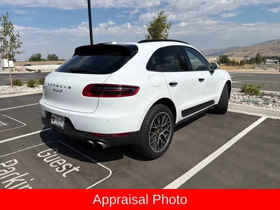 2017 Porsche Macan S - Image 11 of 31