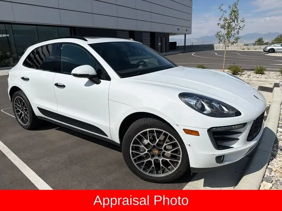2017 Porsche Macan S - Image 7 of 31