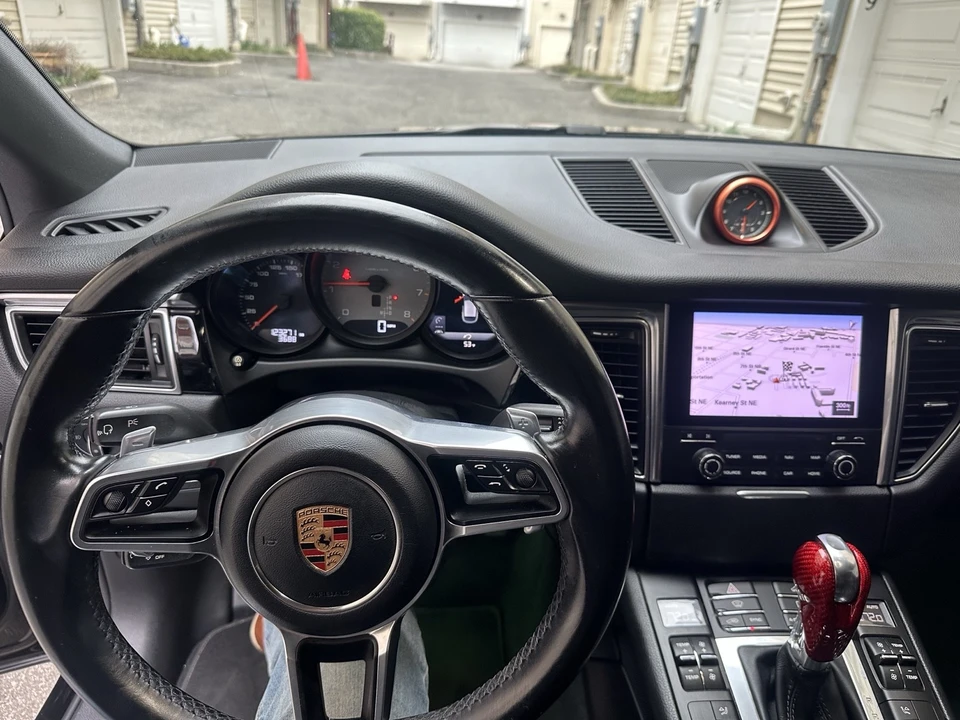 2017 Porsche Macan S - Image 12 of 21