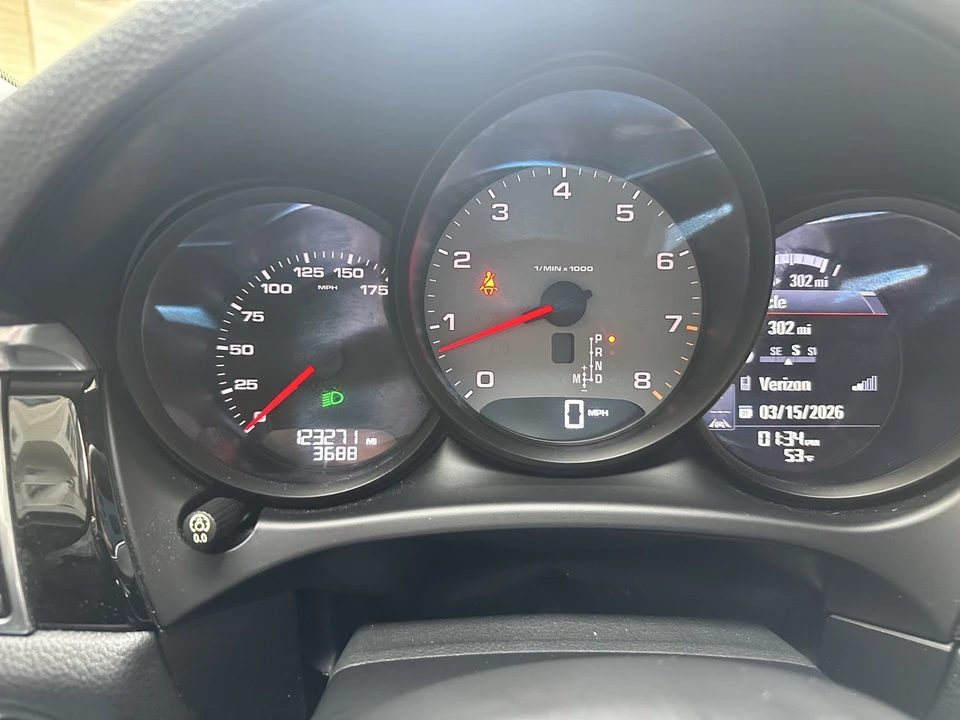 2017 Porsche Macan S - Image 18 of 21