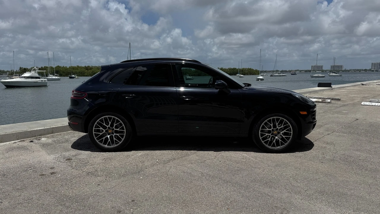 2017 Porsche Macan S - Image 4 of 9