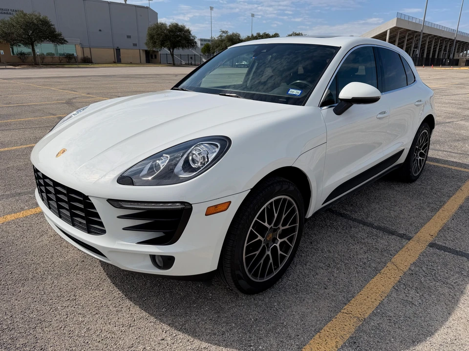2017 Porsche Macan S - Image 7 of 31