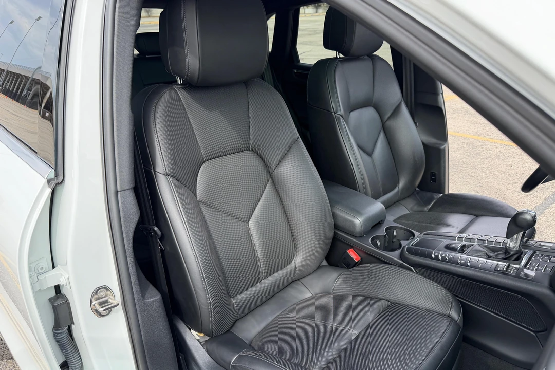 2017 Porsche Macan S - Image 28 of 31