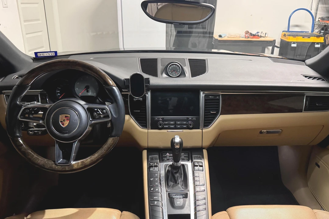 2017 Porsche Macan S - Image 29 of 31