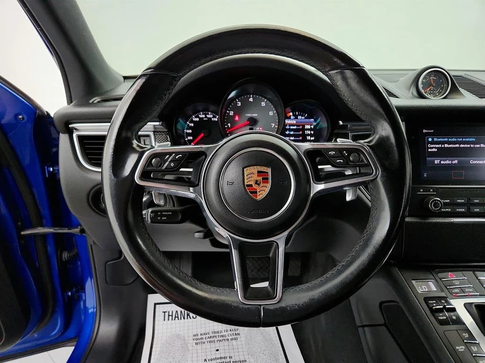 2017 Porsche Macan S - Image 18 of 21