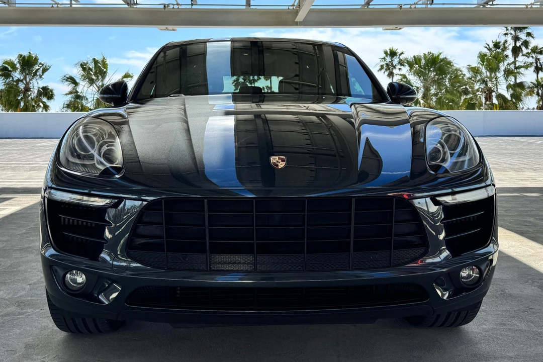 2017 Porsche Macan S - Image 2 of 31