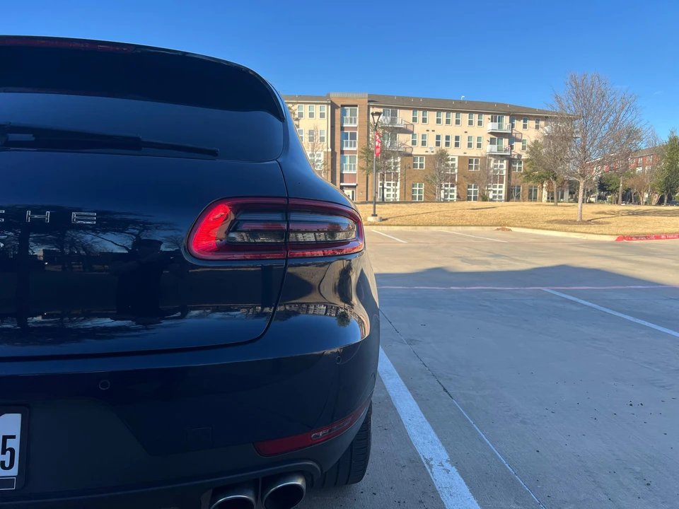 2017 Porsche Macan S - Image 29 of 31