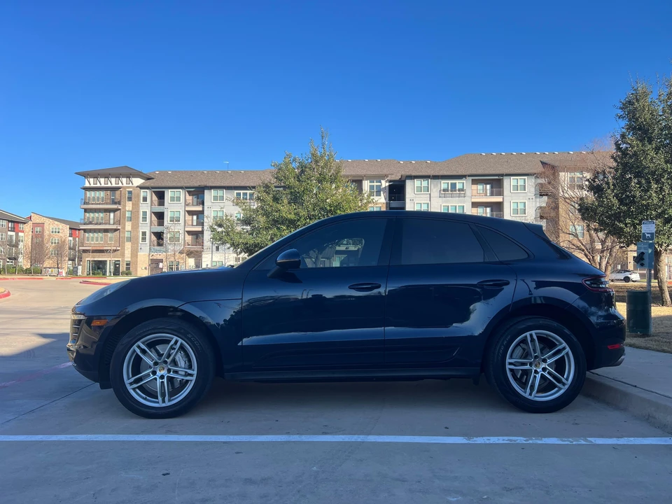 2017 Porsche Macan S - Image 12 of 31