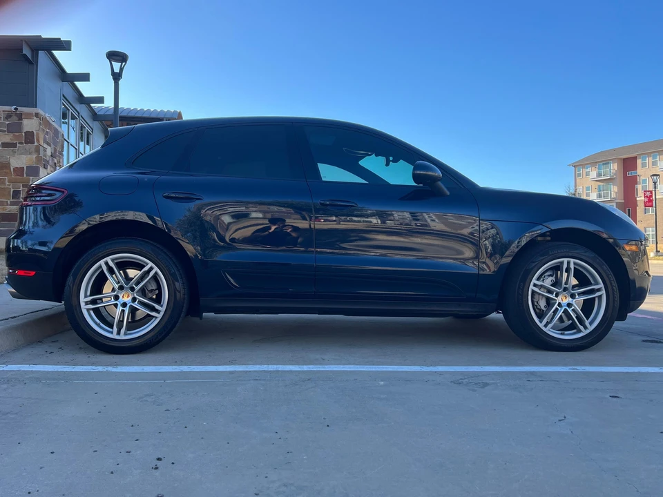 2017 Porsche Macan S - Image 16 of 31