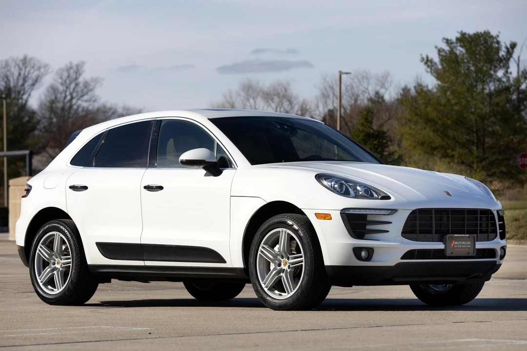 2017 Porsche Macan S - Image 14 of 31