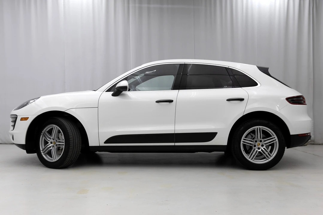 2017 Porsche Macan S - Image 20 of 31