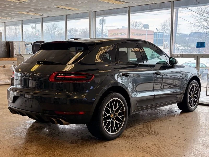 2017 Porsche Macan S - Image 9 of 12