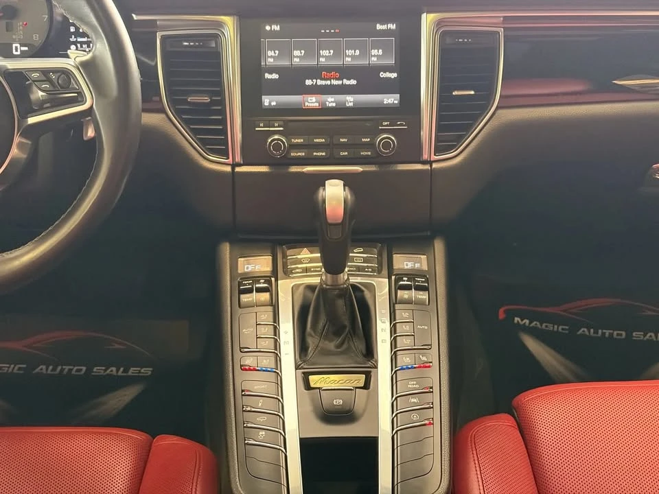 2017 Porsche Macan S - Image 14 of 17