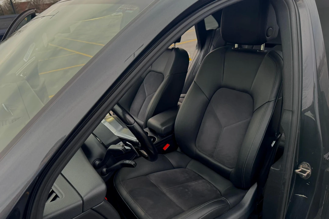 2017 Porsche Macan S - Image 23 of 31