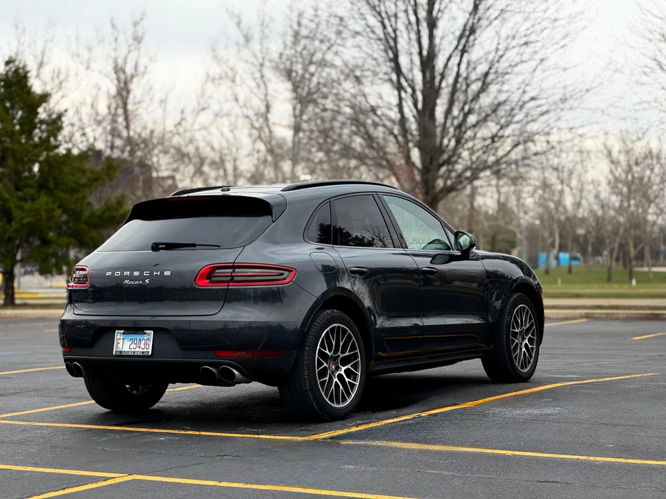 2017 Porsche Macan S - Image 7 of 31