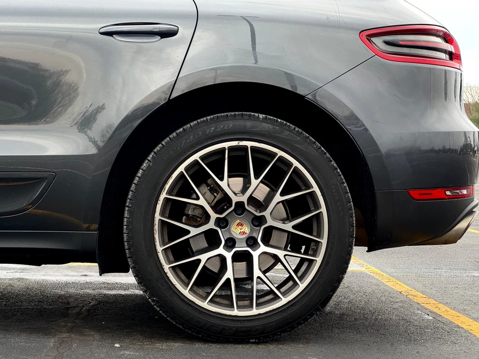 2017 Porsche Macan S - Image 19 of 31