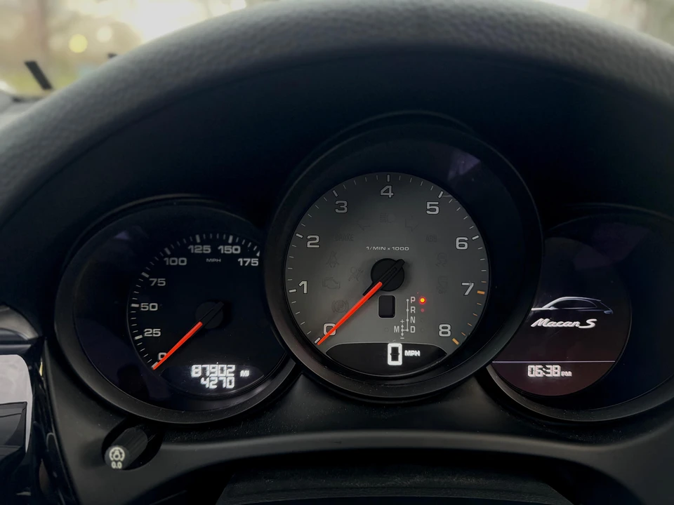 2017 Porsche Macan S - Image 30 of 31