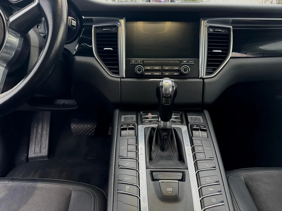 2017 Porsche Macan S - Image 31 of 31