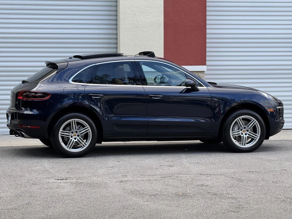 2017 Porsche Macan S - Image 25 of 31