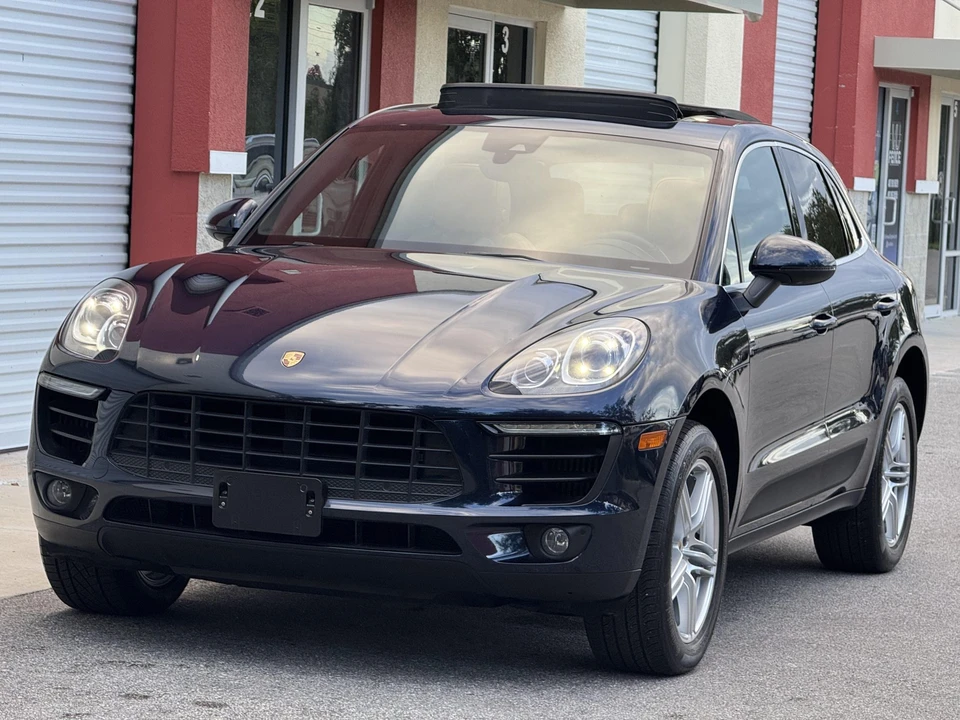 2017 Porsche Macan S - Image 2 of 31