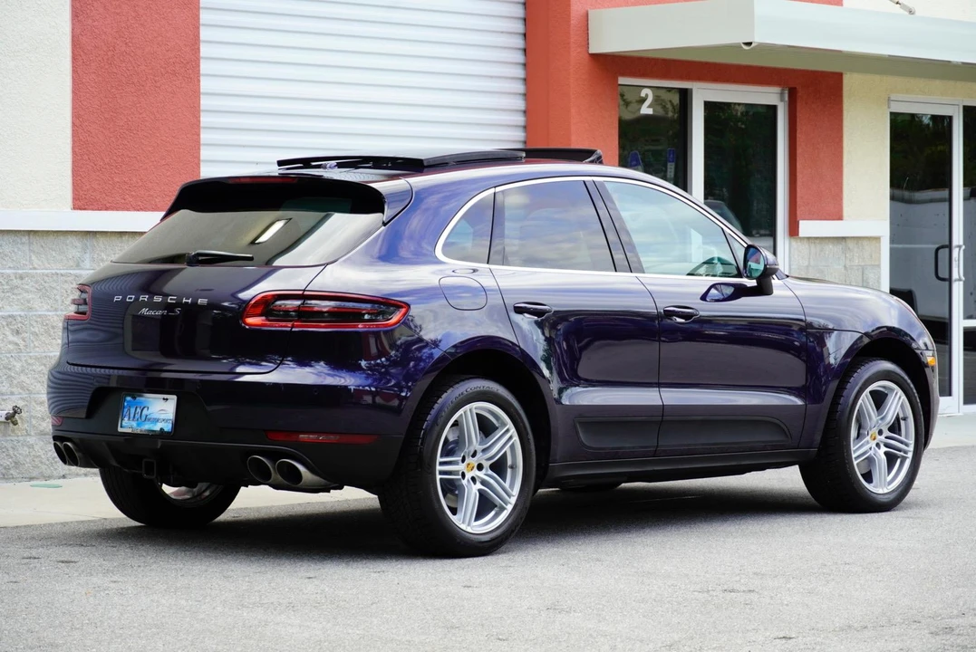 2017 Porsche Macan S - Image 21 of 31