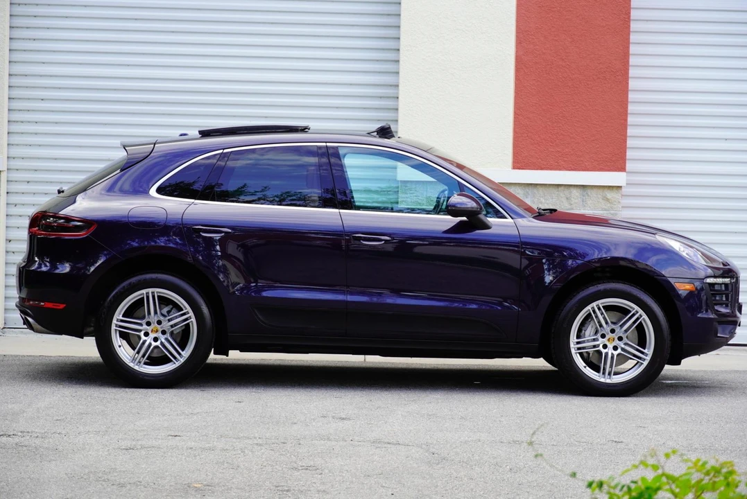 2017 Porsche Macan S - Image 29 of 31