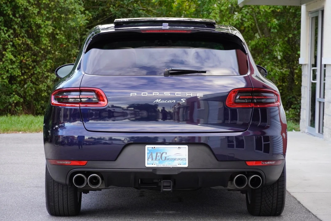 2017 Porsche Macan S - Image 17 of 31